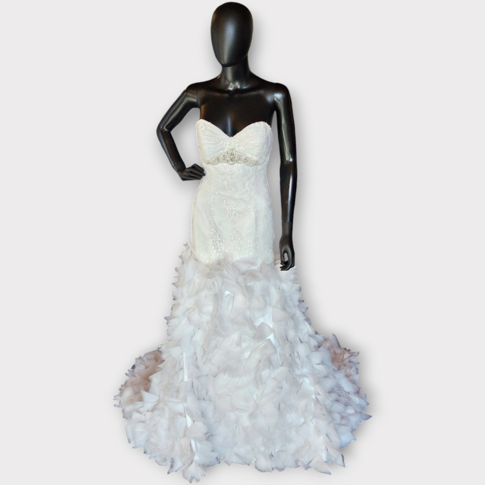 Venus Organza Layers Fitted Wedding Gown